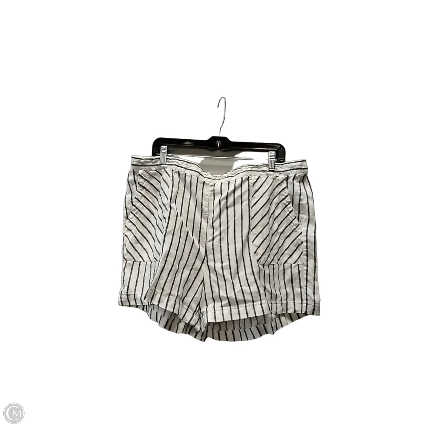 Shorts By Ellen Tracy In Striped Pattern, Size: Xl