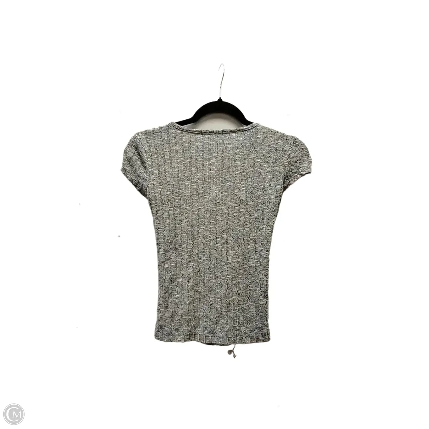 Top Short Sleeve By Ambiance Apparel In Grey, Size: S