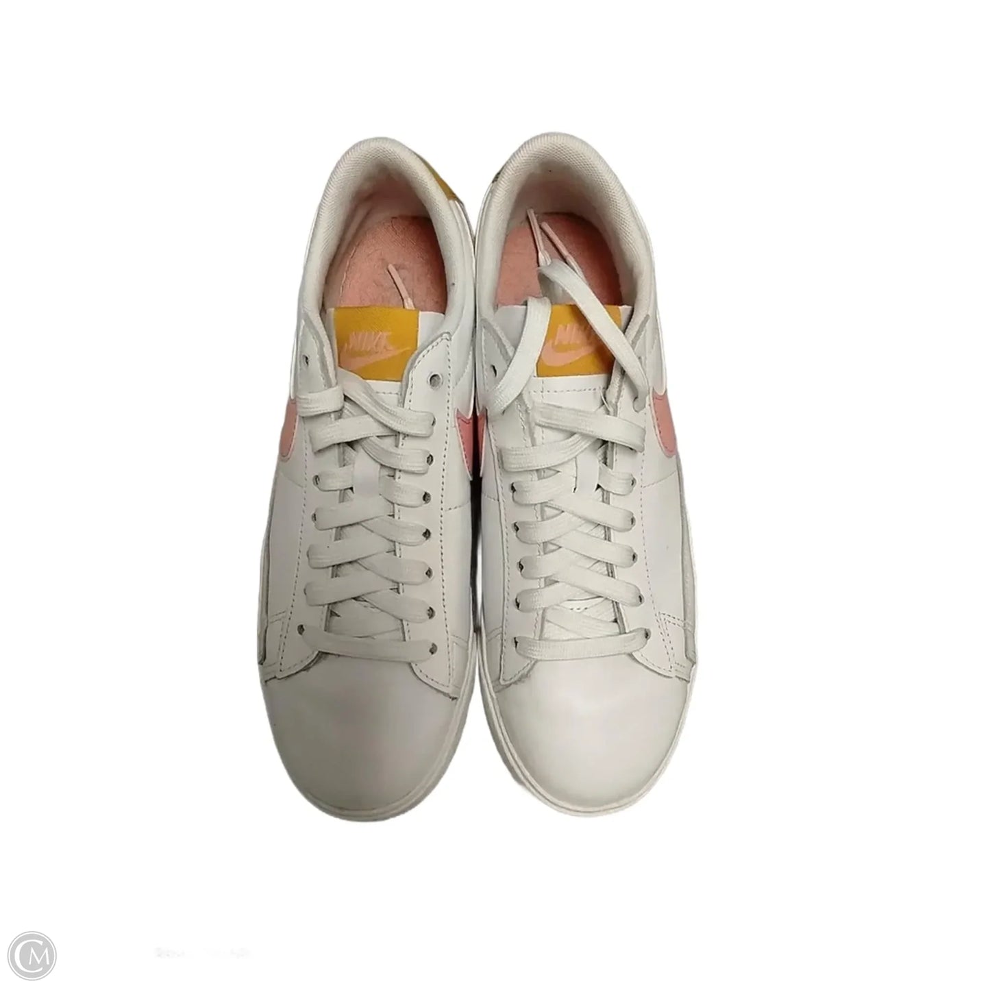 Shoes Sneakers By Nike In White, Size: 9