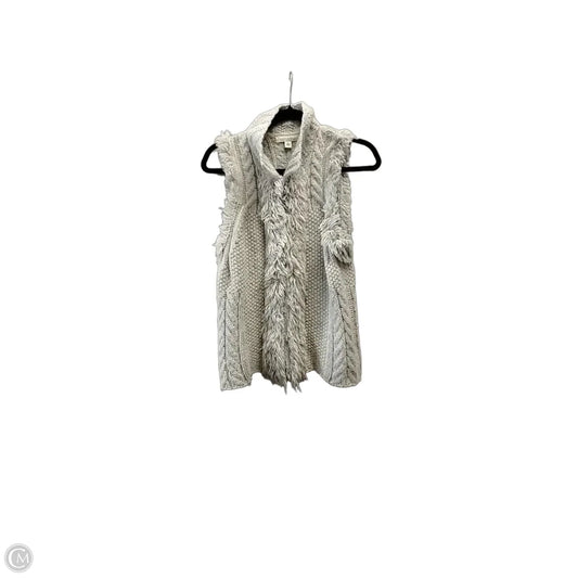Vest Faux Fur & Sherpa By Banana Republic In Grey, Size: M