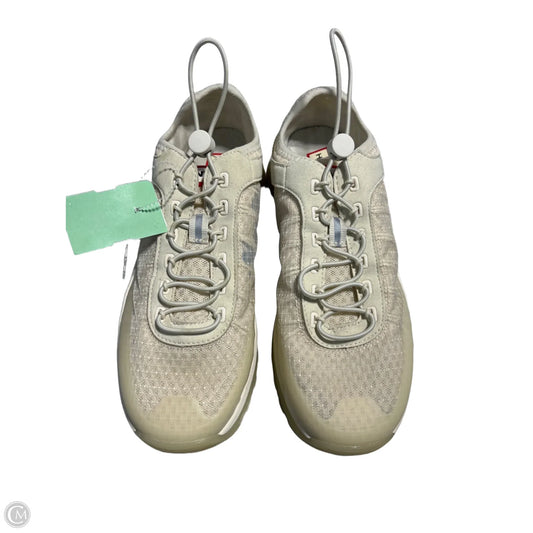 Shoes Sneakers By Hunter In Cream, Size: 7