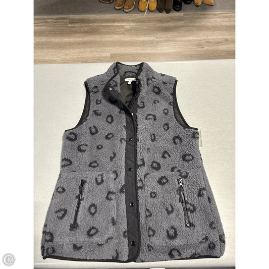 Vest Faux Fur & Sherpa By Maurices In Grey, Size: M