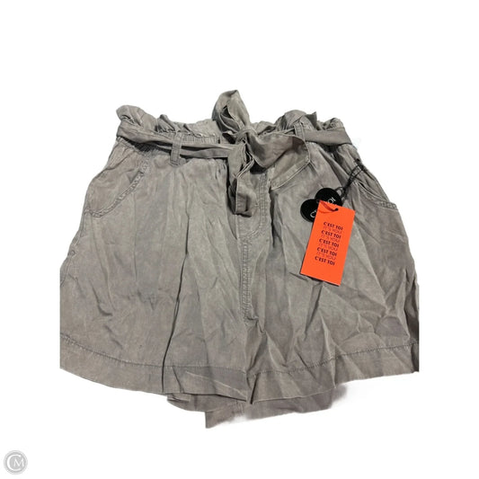 Shorts By Cme In Grey, Size: 10