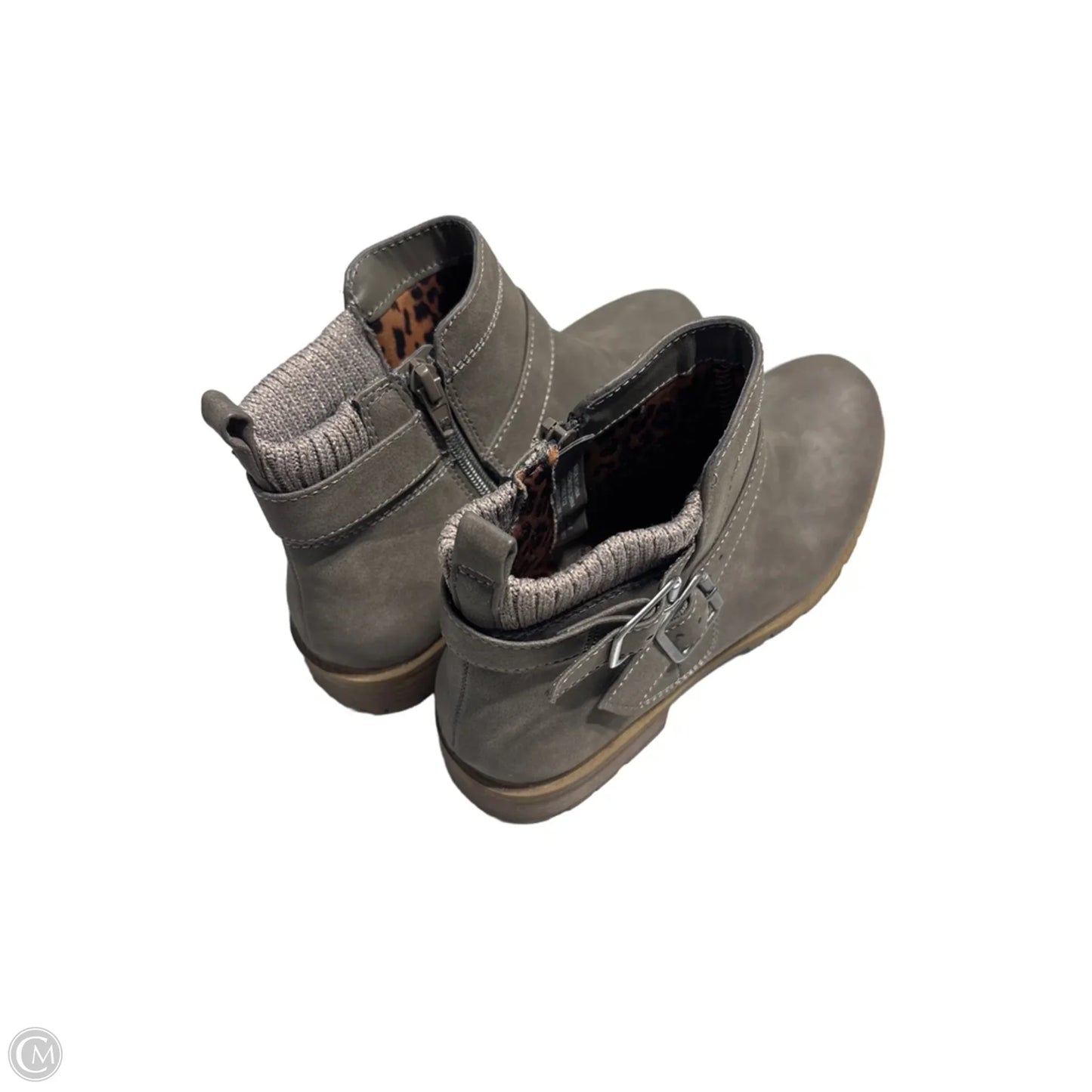 Boots Ankle Flats By Cme In Grey, Size: 6