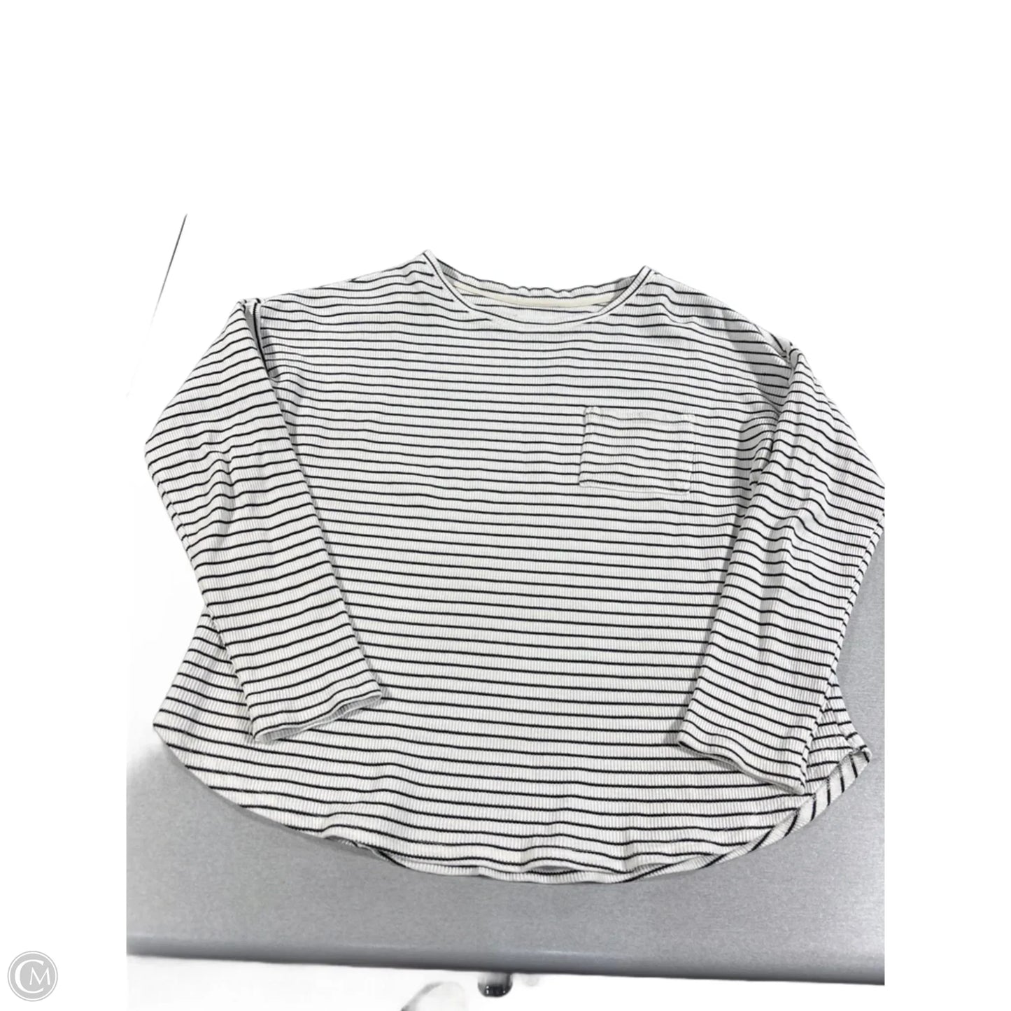 Top Long Sleeve By Carly Jean In Striped Pattern, Size: M