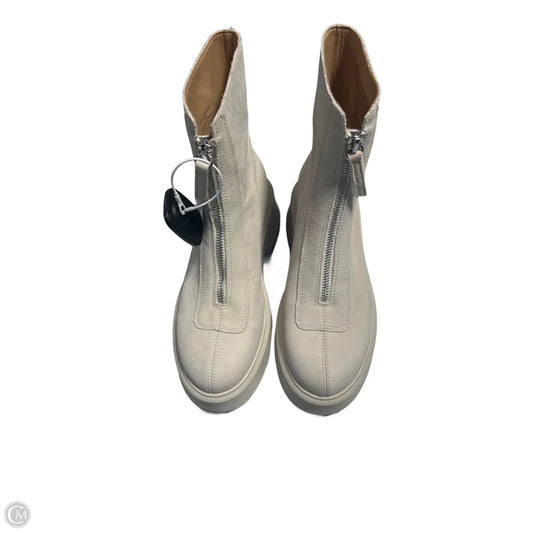 Boots Ankle Flats By Steve Madden In Cream, Size: 7.5