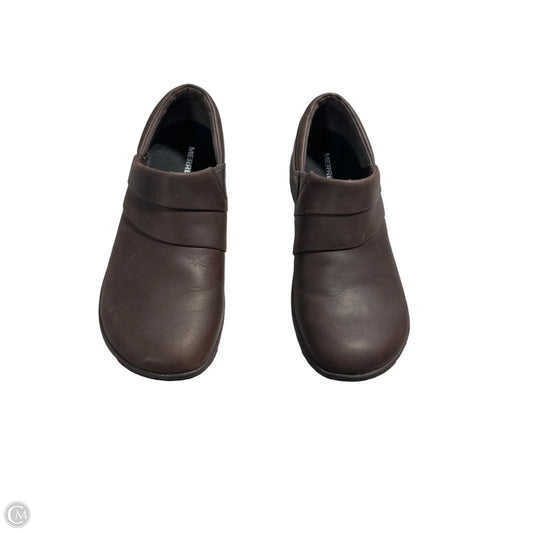Shoes Flats By Merrell In Brown, Size: 9.5
