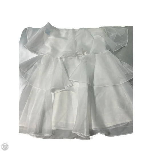 Dress Casual Short By Abercrombie And Fitch In White, Size: M