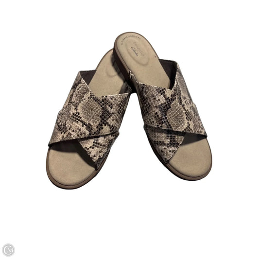 Sandals Flats By Clarks In Snakeskin Print, Size: 9.5