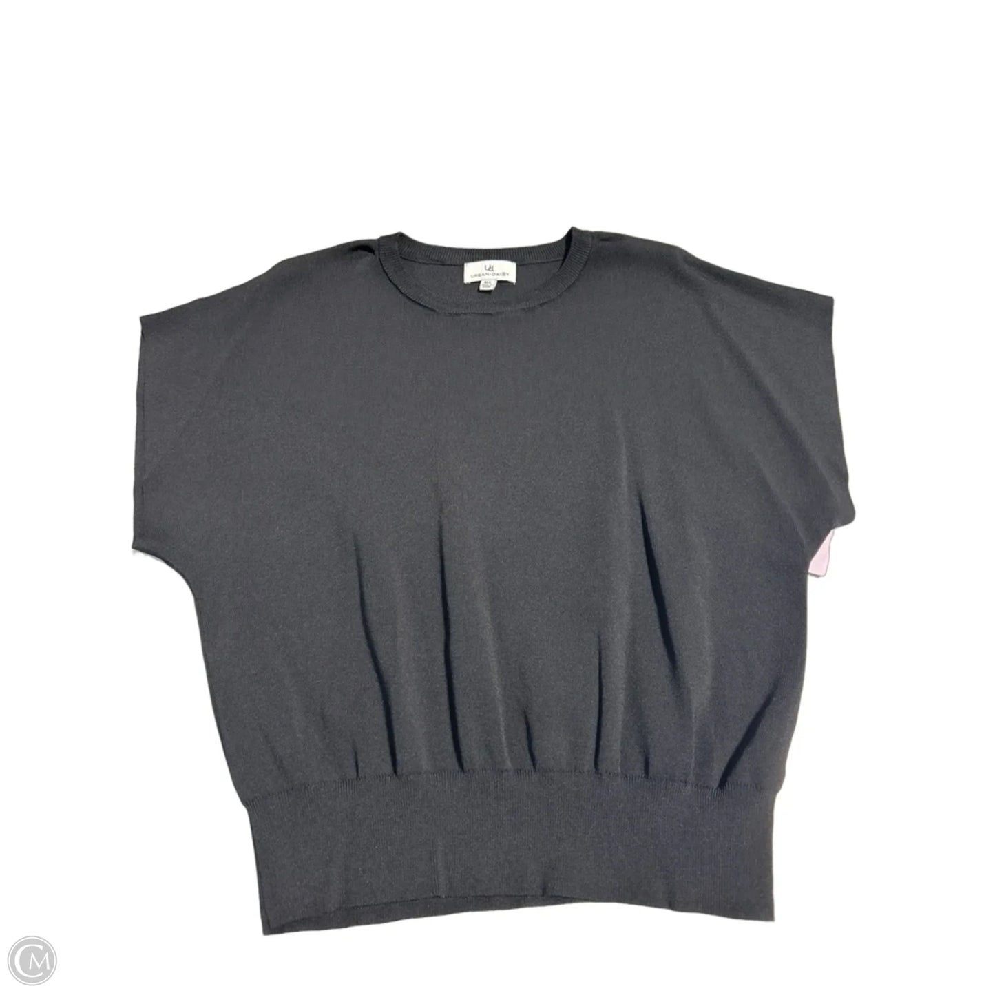 Top Short Sleeve By Urban Daizy In Black, Size: M