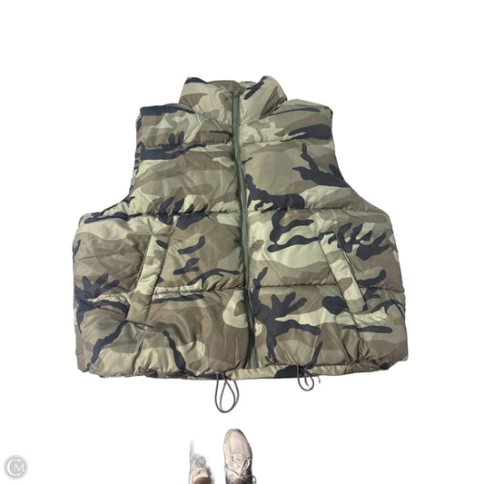 Vest Puffer & Quilted By No Boundaries In Camouflage Print, Size: L