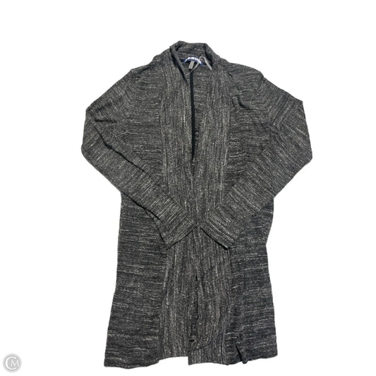 Top Long Sleeve By Cmc In Grey, Size: L