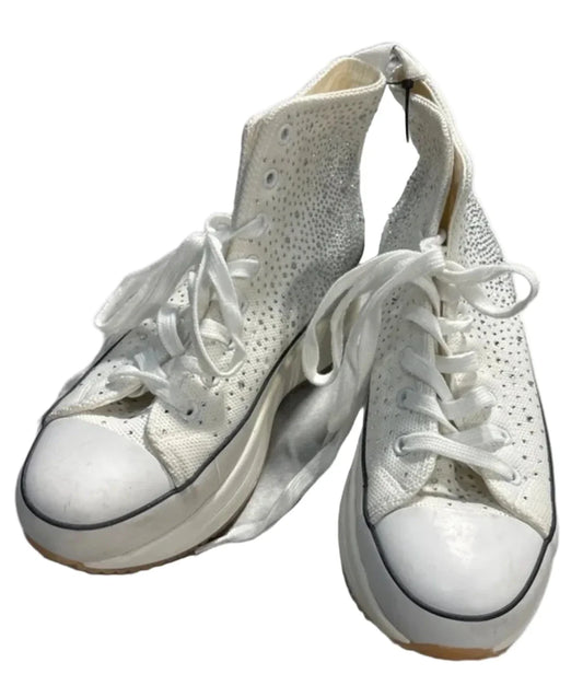 Shoes Sneakers By Madden Girl In White, Size: 8