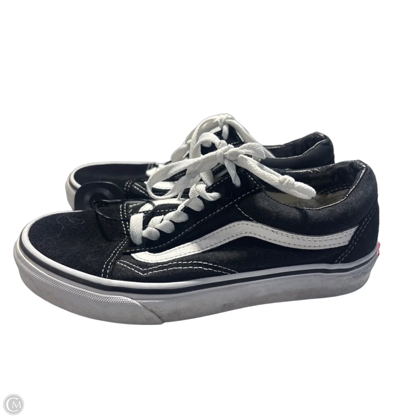 Shoes Sneakers By Vans In Black & White, Size: 5.5