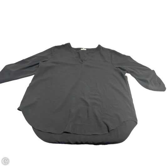 Top Short Sleeve By Maurices In Black, Size: Xxl