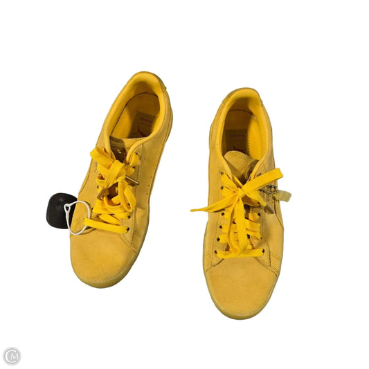 Shoes Sneakers By Puma In Yellow, Size: 8