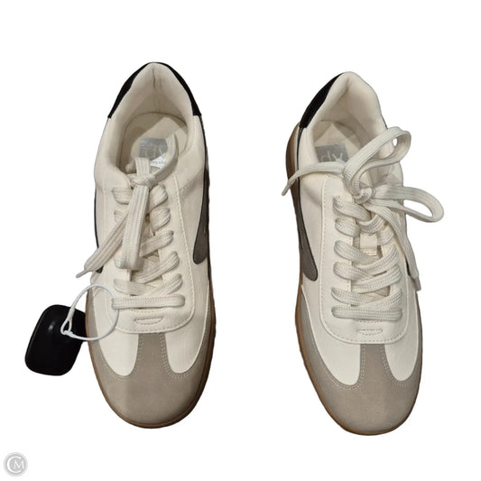 Shoes Sneakers By Dolce Vita In White, Size: 9