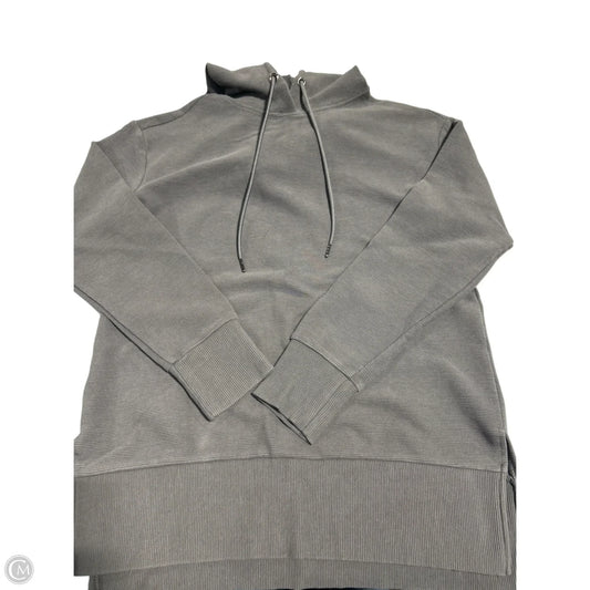 Top Long Sleeve By Maurices In Grey, Size: S