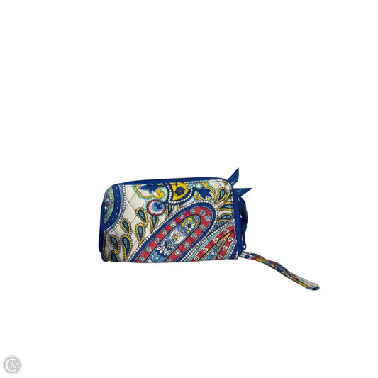 Wristlet By Vera Bradley, Size: Small