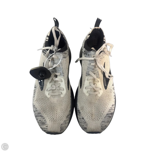 Shoes Sneakers By Brooks In Cream, Size: 9.5