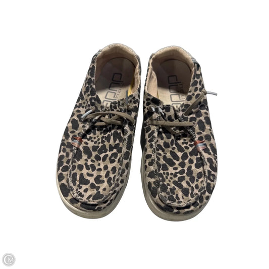 Shoes Flats By Hey Dude In Animal Print, Size: 6
