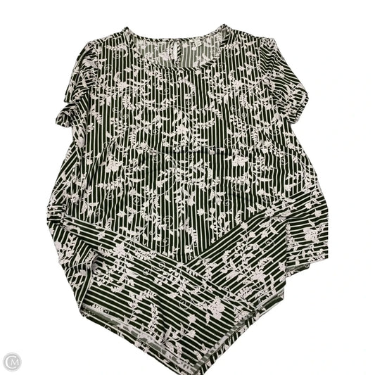 Blouse Short Sleeve By Clothes Mentor In Green, Size: 3x