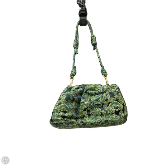 Clutch By Vera Bradley, Size: Small