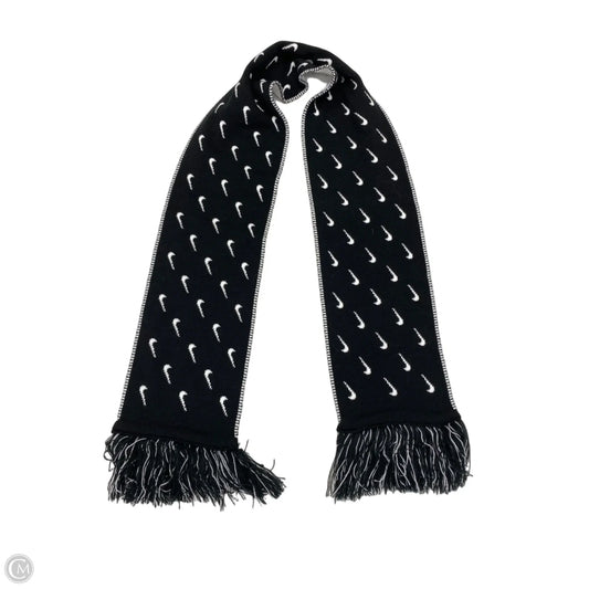 Scarf Winter By Nike Apparel In Black & White