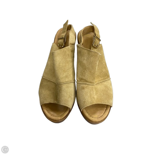 Sandals Heels Wedge By Clothes Mentor In Tan, Size: 8
