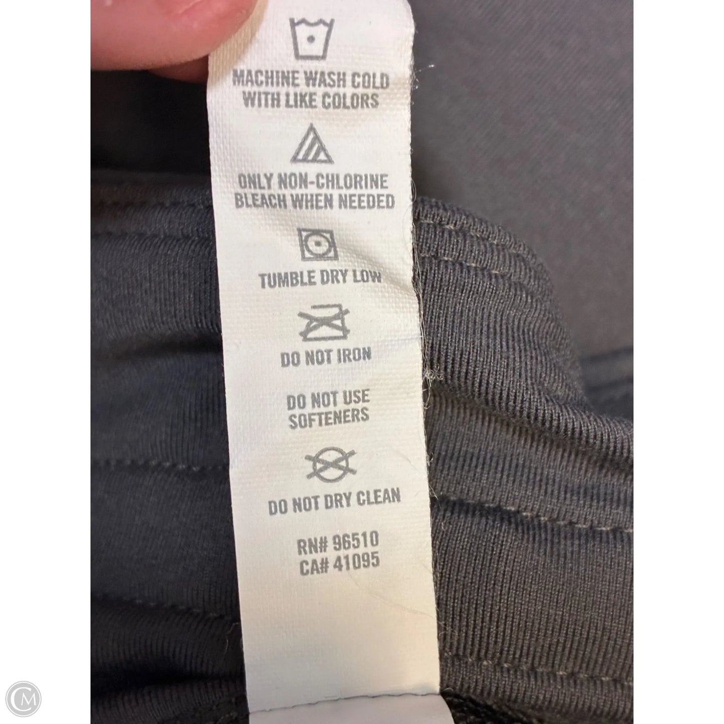 Athletic Pants By Under Armour In Grey, Size: S