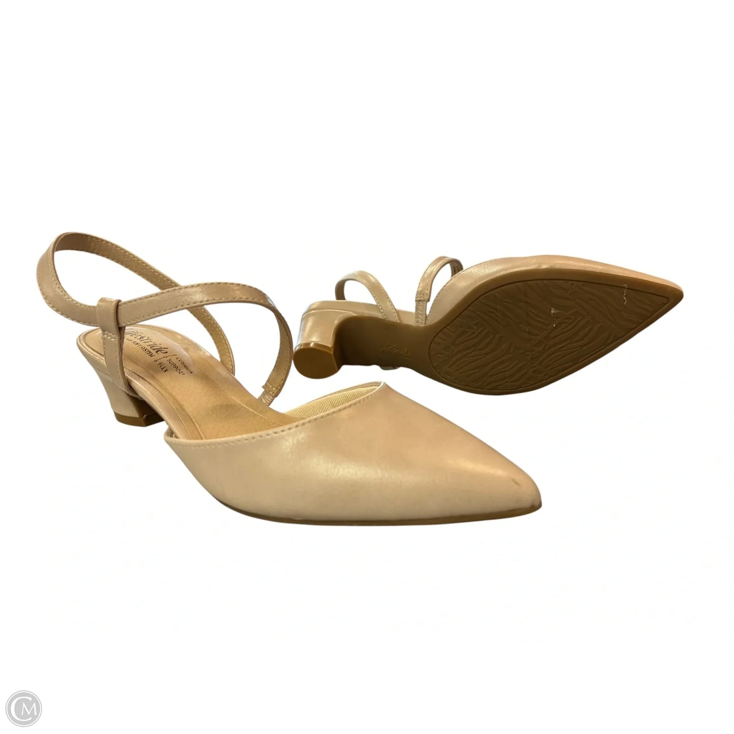 Shoes Heels Kitten By Cmf In Cream, Size: 5