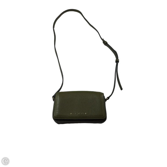 Crossbody Luxury Designer By Marc Jacobs, Size: Small