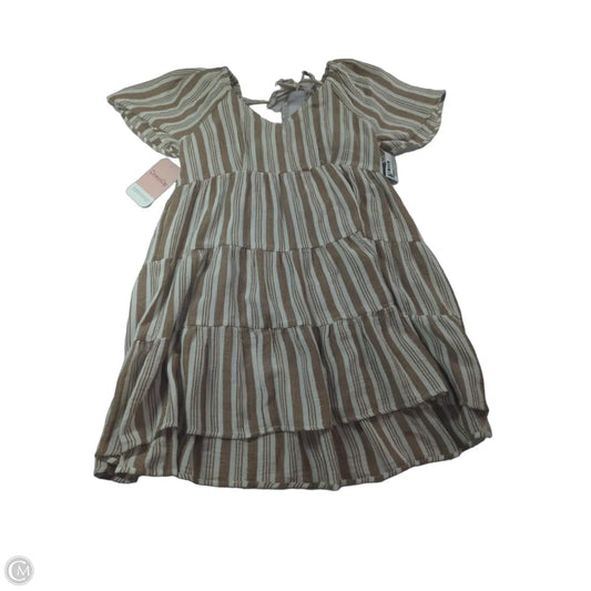 Dress Casual Short By Clothes Mentor In Striped Pattern, Size: S