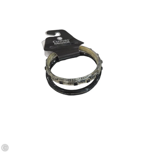 Bracelet Bangle By Clothes Mentor, Size: 02 Piece Set