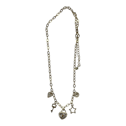 Necklace Charm By    Clothes Mentor In Gold