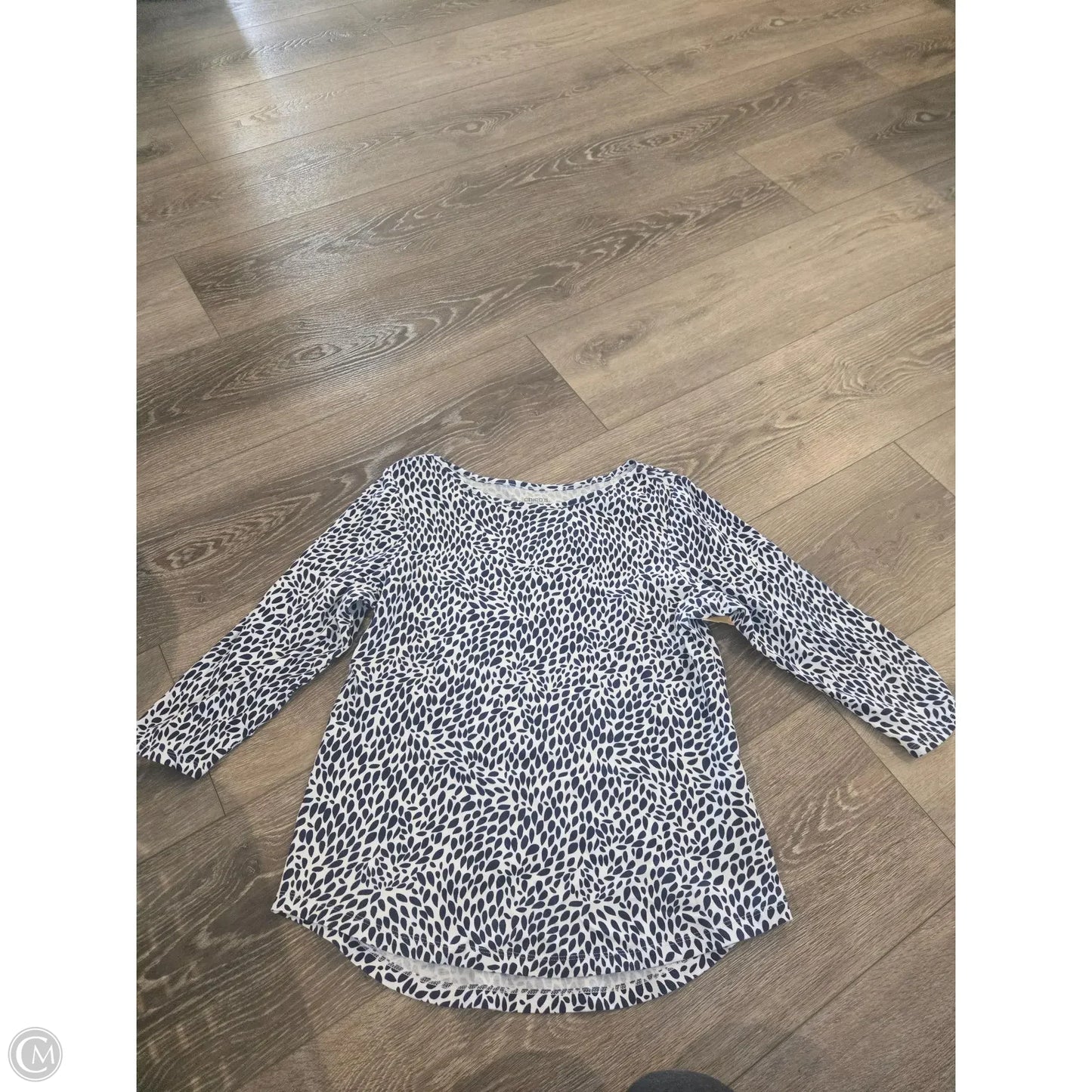 Top 3/4 Sleeve By Chicos In Blue & White, Size: L