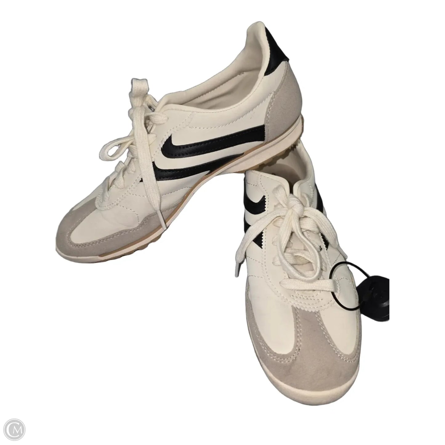 Shoes Sneakers By No Boundaries In Cream, Size: 9