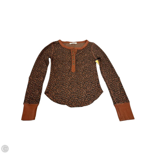 Top Long Sleeve By We The Free In Animal Print, Size: Xs