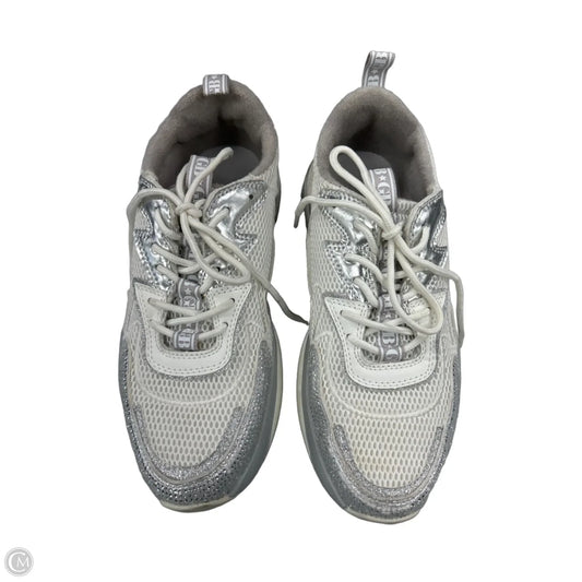 Shoes Sneakers By Gb In Silver & White, Size: 9