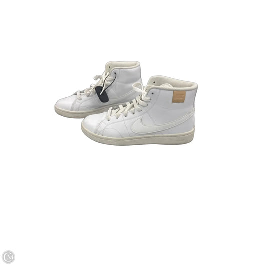 Shoes Sneakers By Nike In White, Size: 8.5