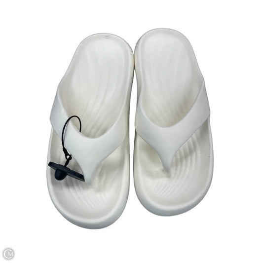 Sandals Flip Flops By Cme In White, Size: 11
