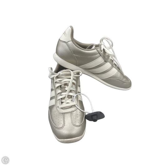 Shoes Sneakers By Adidas In Silver, Size: 6.5