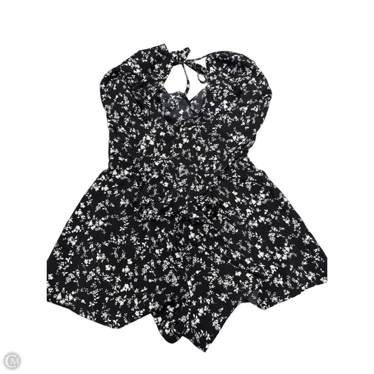 Dress Casual Short By Cme In Black & White, Size: S