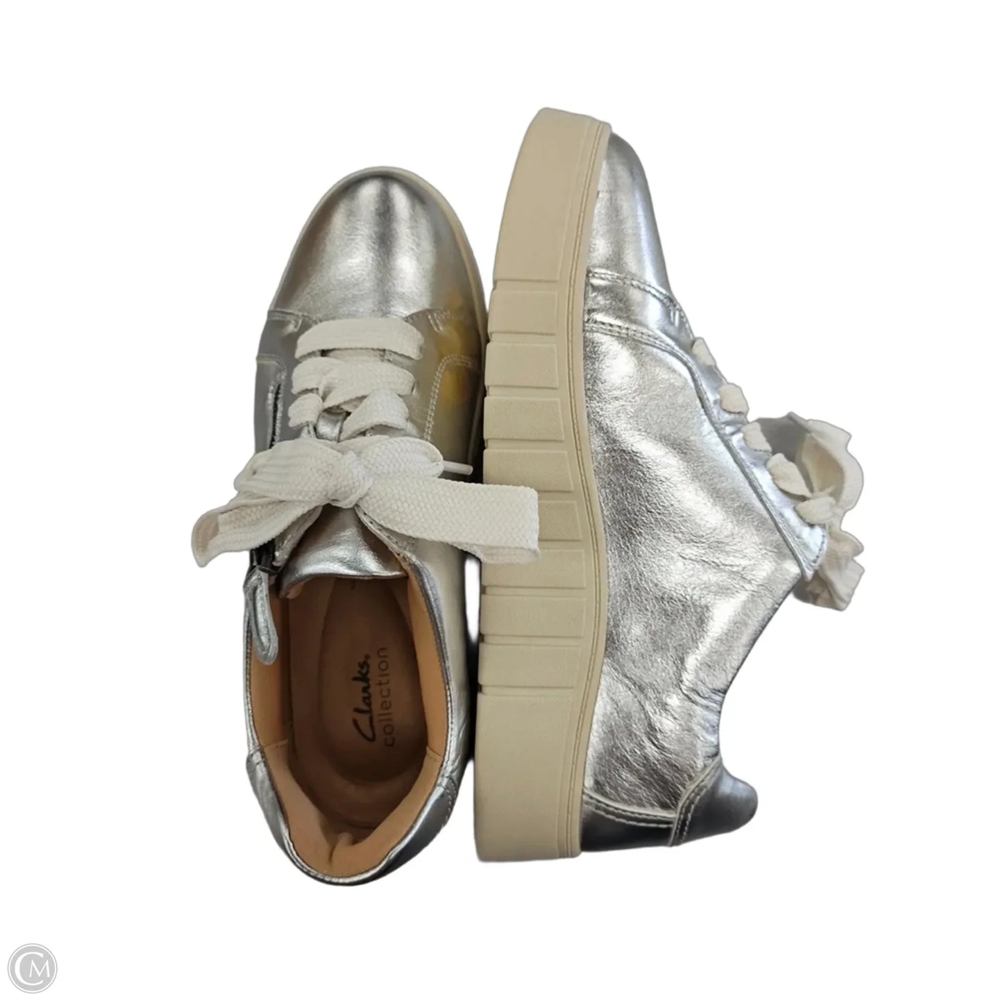 Shoes Flats By Clarks In Silver, Size: 11