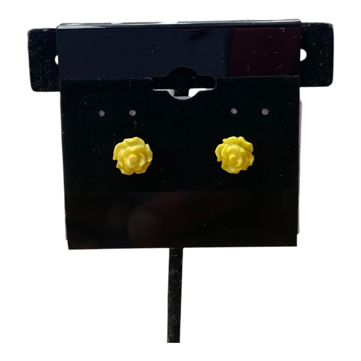 Earrings Stud  In Gold