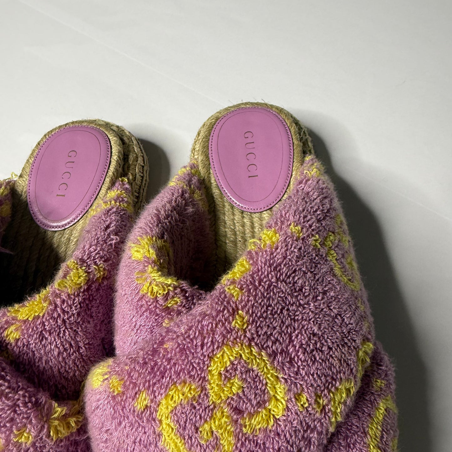 Sandals Luxury Designer By Gucci In Purple, Size: 8