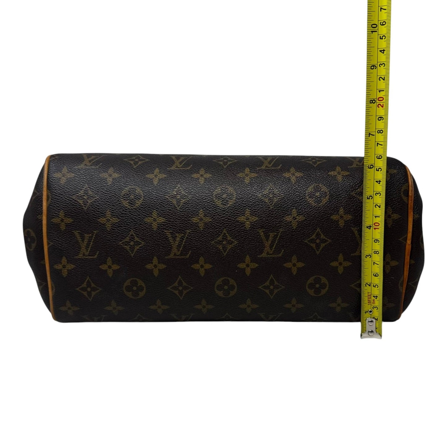 Montorgueil PM 2009 Monogram Shoulder Handbag Luxury Designer By Louis Vuitton, Size: Medium