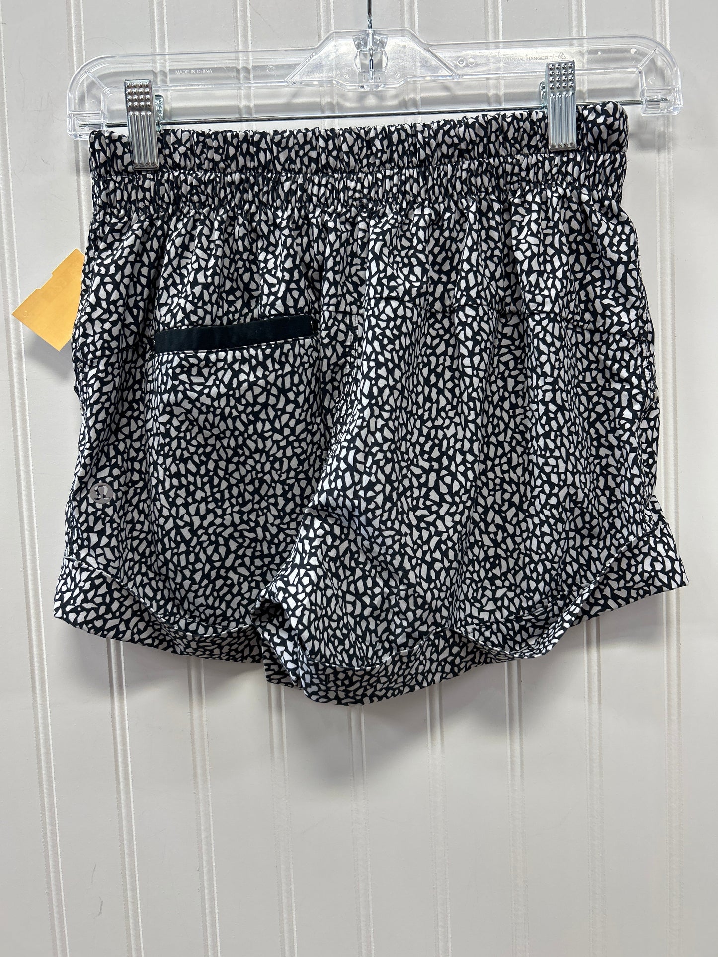 Athletic Shorts By Lululemon In Black & White, Size:4