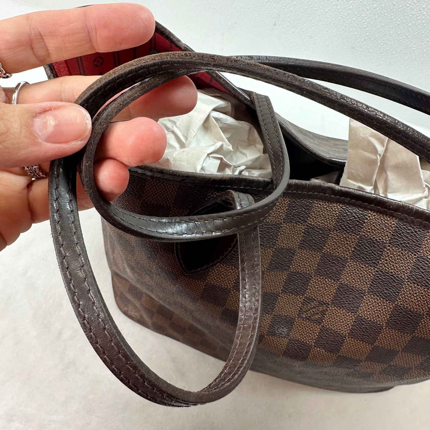 Handbag Luxury Designer By Louis Vuitton, Size: Large