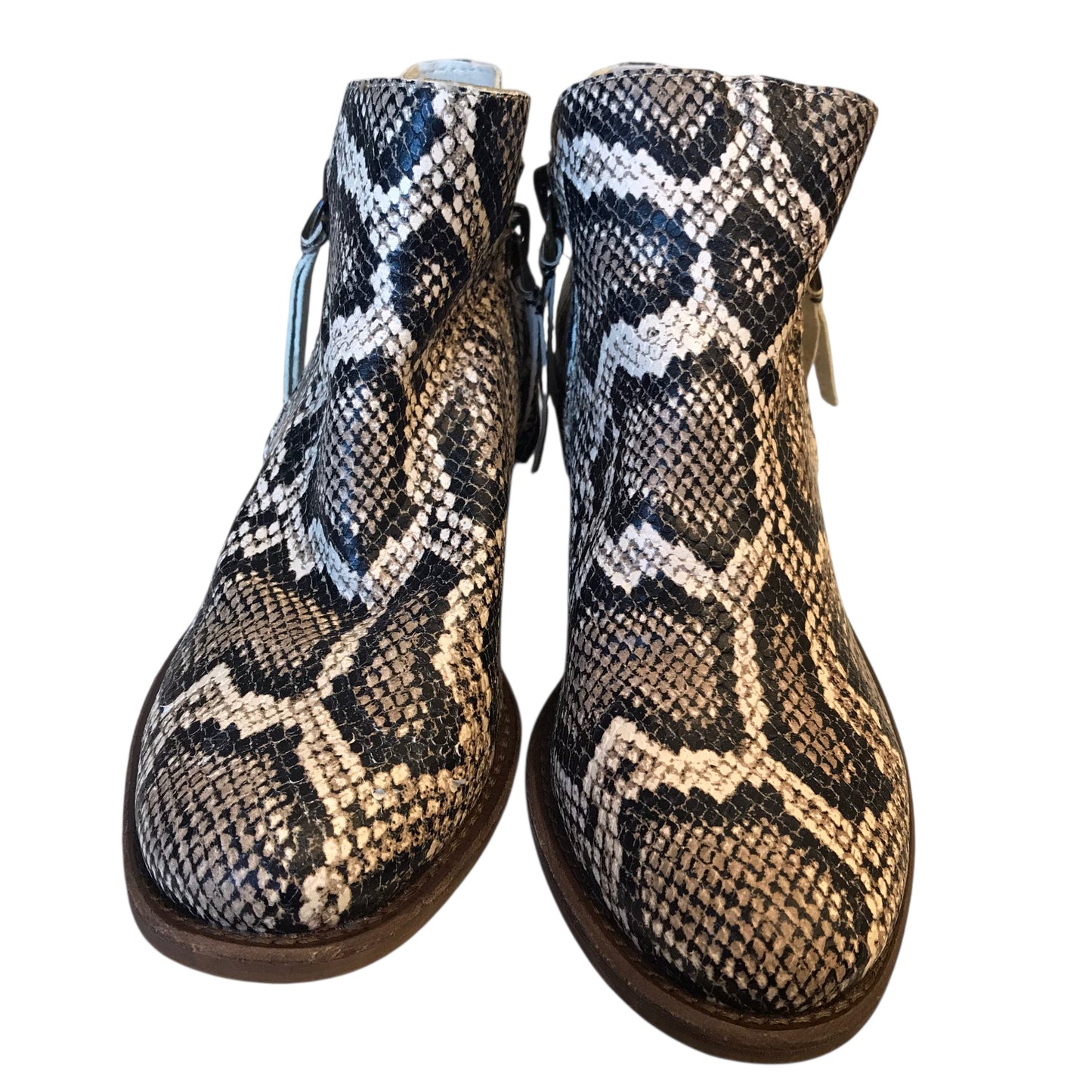 Boots Ankle Flats By Gianni Bini In Animal Print, Size:8